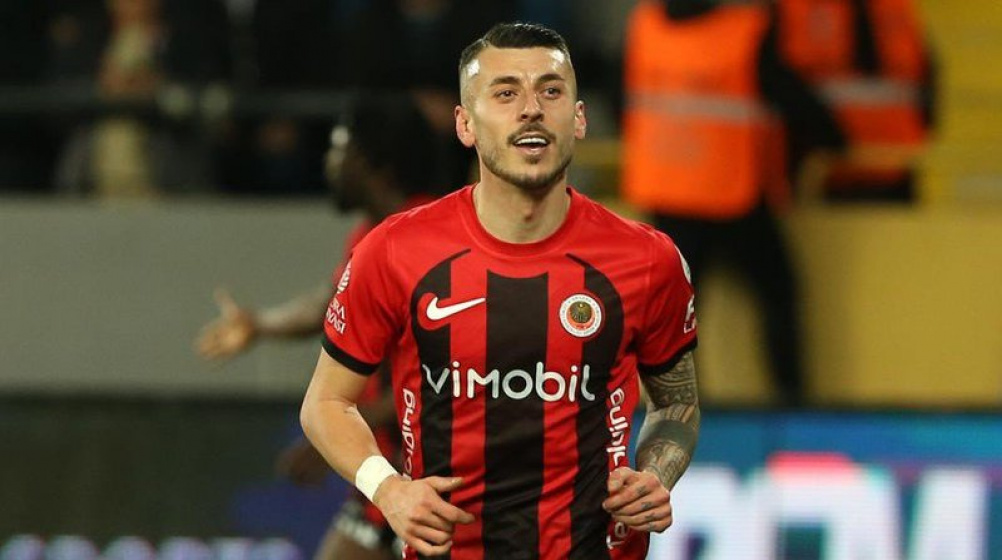 Trabzonspor, sözleşmesini fesheden Metehan Mimaroğlu'nu kadrosuna katıyor